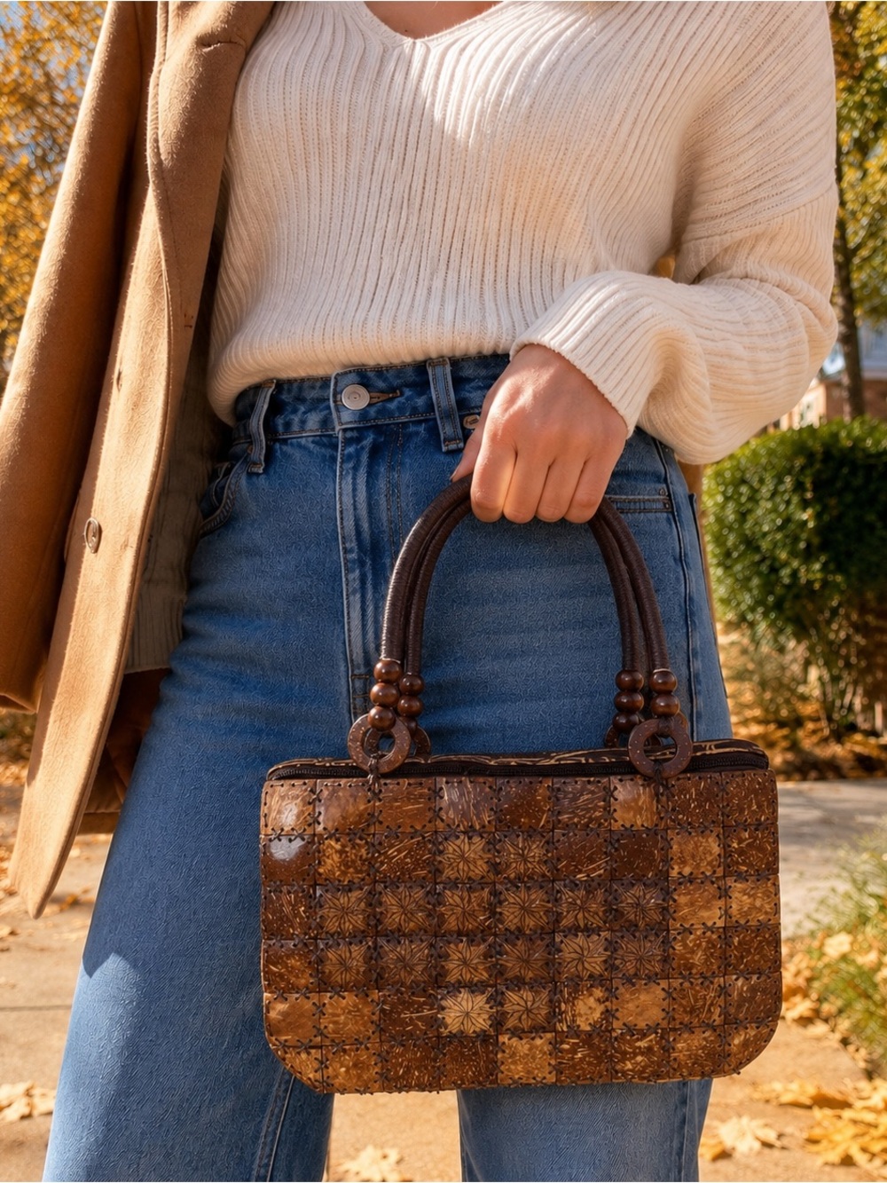 Handcrafted Coconut Shell Tile Handbag – Carved Boho Artisan Purse